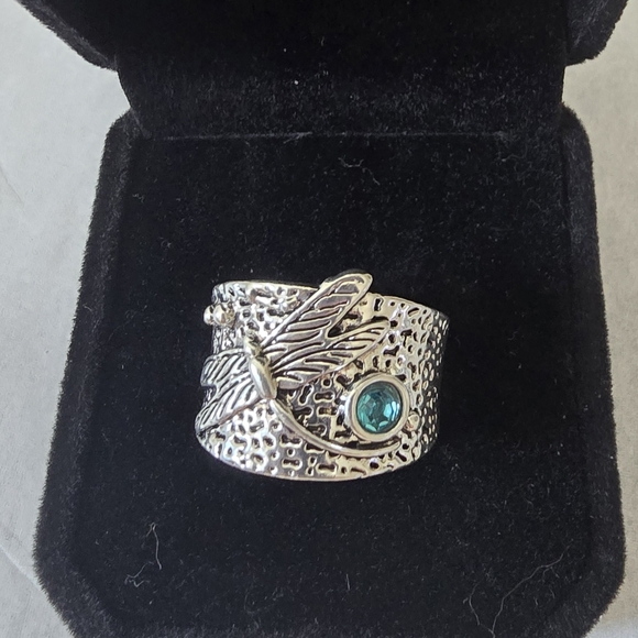 Dragonfly Statement Ring - Size 8 - Picture 3 of 5